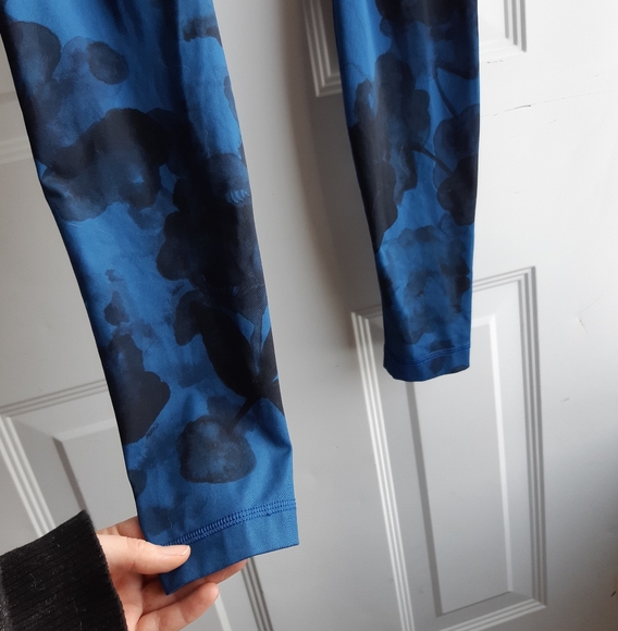 Mid Rise Leggings - Picture 12 of 16